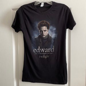 Hot Topic Twilight women’s fitted shirt. Size XL.